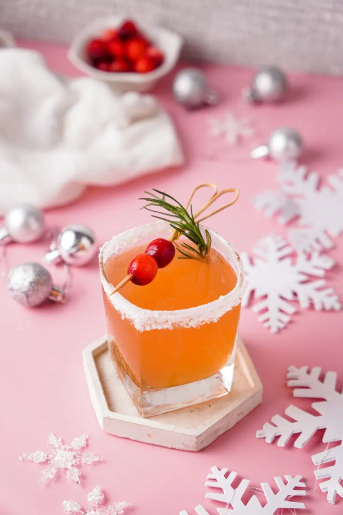 17 Easy Cocktails For Thanksgiving • Kath Eats