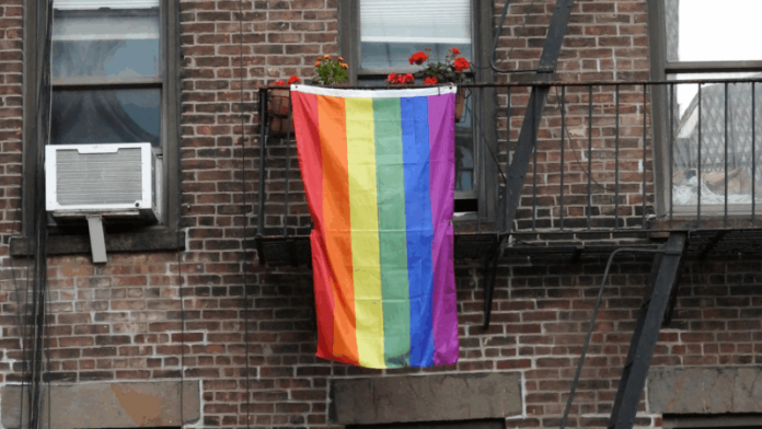 How Therapy Can Ease the Weight of Queer an...