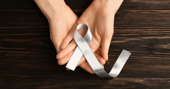 Practical oral care tips for people with Parkinson’s disease