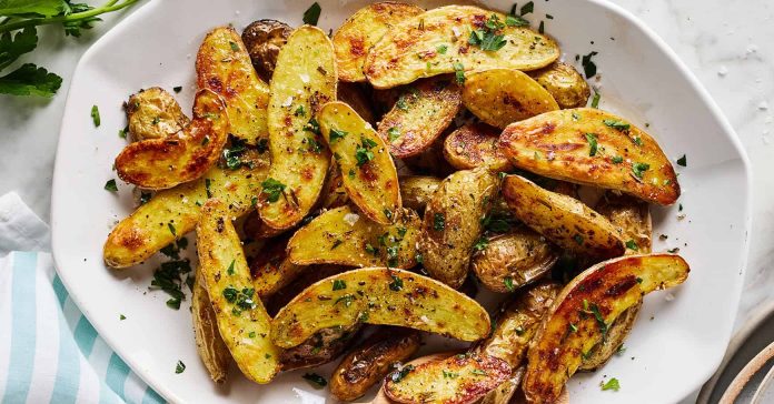 Roasted Fingerling Potatoes Recipe - Love and Lemons