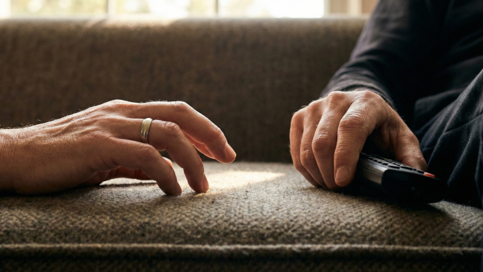Feeling Lonely In A Relationship? 4 Powerfu...
