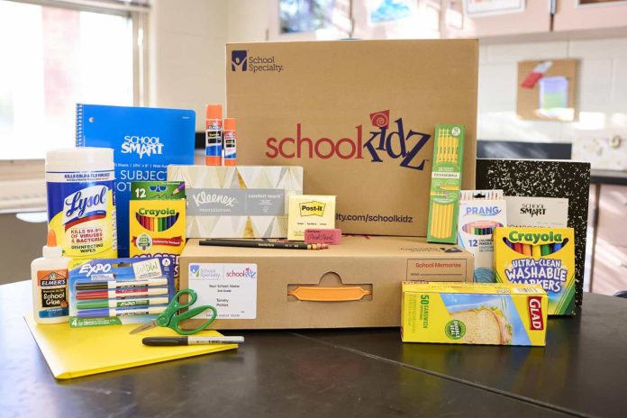 Illinois District Simplifies Back-to-School Shopping and Fundraises with SchoolKidz Kits