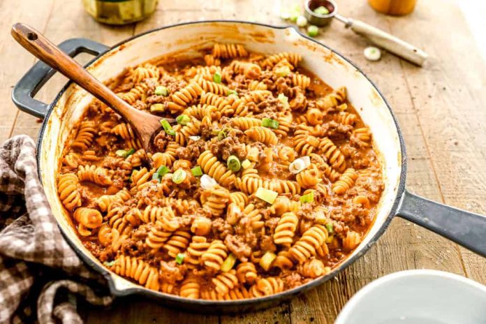 Cheeseburger Casserole (One Pot!) – WellPlated.com