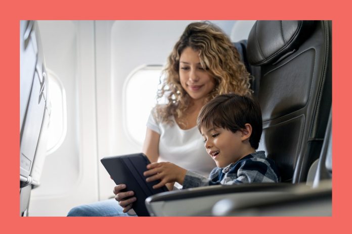 Mom's Airplane Ear Trick for Kids Is Going Viral—but Is It Safe?