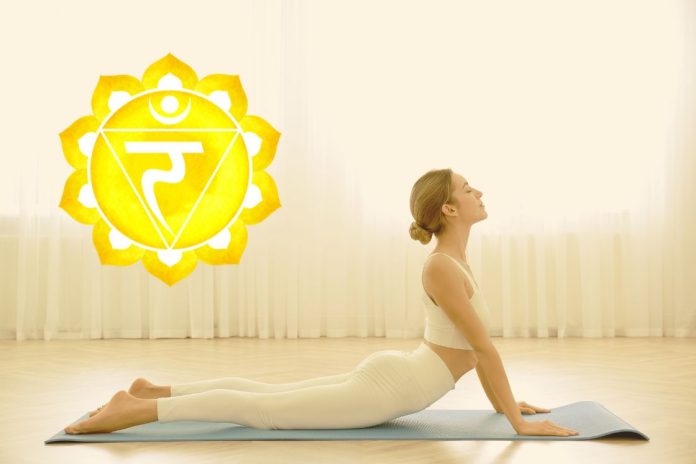 9 Yoga Poses to Balance the Solar Plexus Chakra (Manipura Chakra)