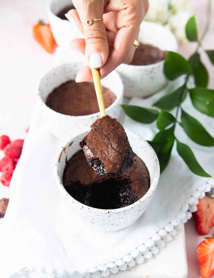 Brownie Pudding • Viral Brownie Pudding is Gooey & Decadent • Two Purple Figs