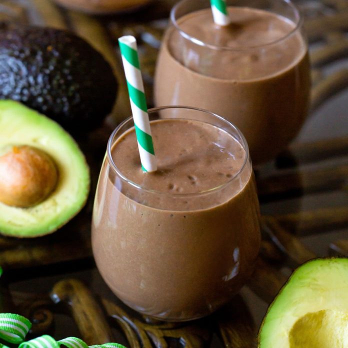 Chocolate Avocado Smoothie - (5 Ingredients, Easy Recipe)