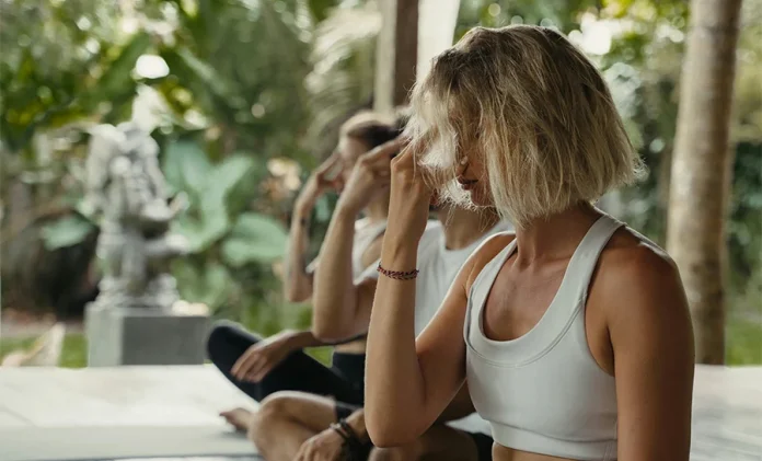 Here's How to Practice Ujjayi Breathing (Ocean Breath Pranayama)