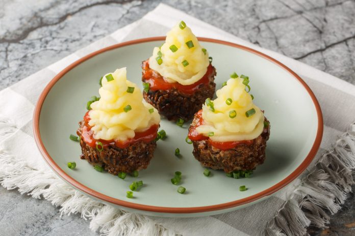 April Fool's Meatloaf Cupcakes - SHK