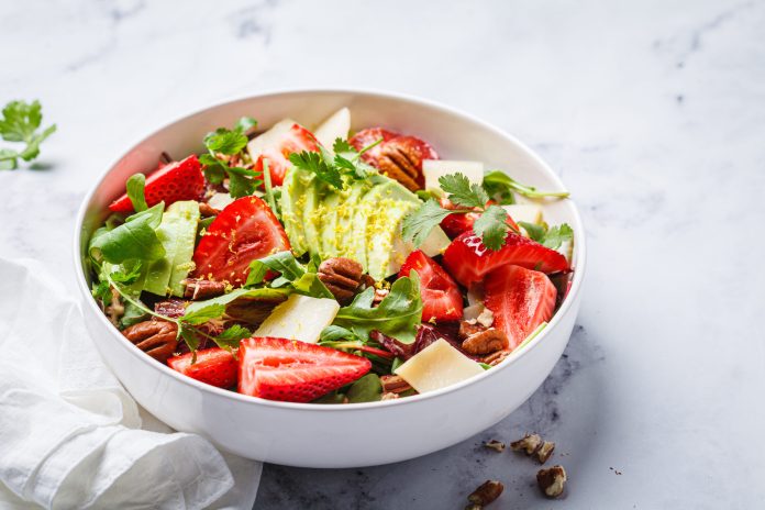 Avocado and Strawberry Salad - SHK