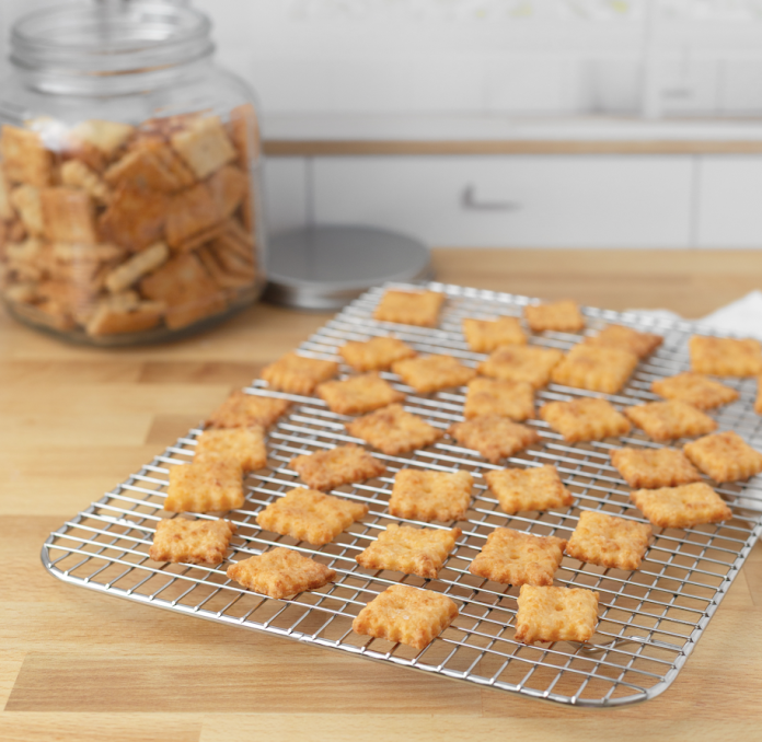 Healthier Homemade Cheese Crackers - SHK