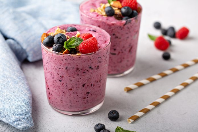 Mixed Berry Protein Smoothies - SHK